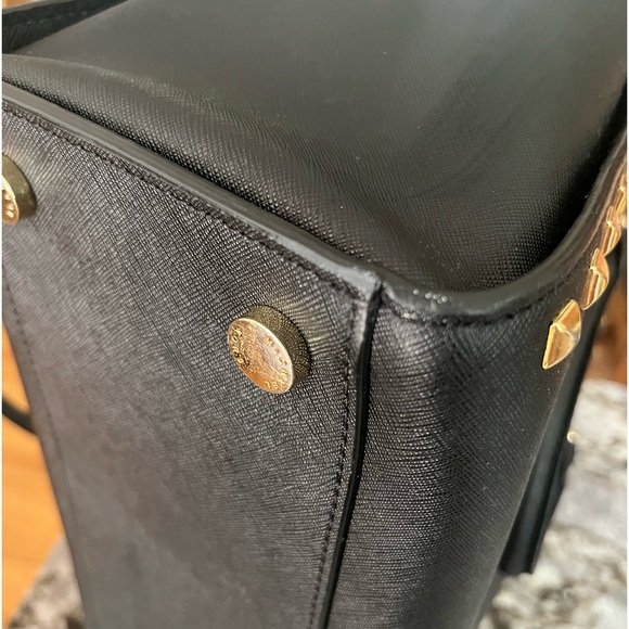 Michael Kors Studded Selma Bag Large - Picture 7 of 9